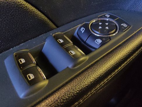 Used 2016 Ford Explorer Limited AWD/4WD image 27