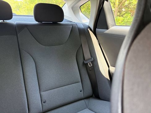Used 2025 Kia K4 FWD image 36