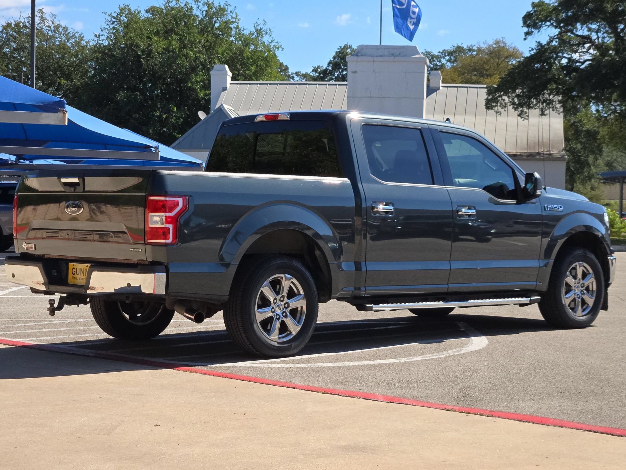 Used 2018 Ford F150 XLT w/ Equipment Group 302A Luxury RWD image 3