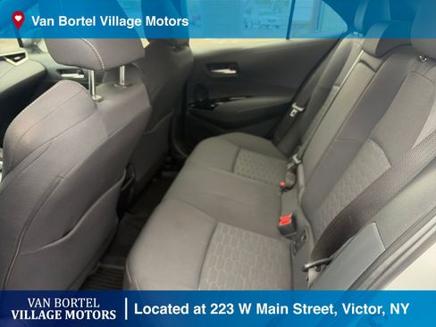 Used 2022 Toyota Corolla SE image 25
