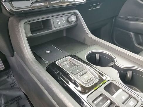 Used 2023 Honda Pilot Elite image 24