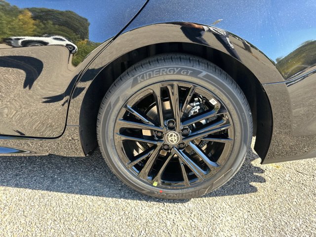 New 2026 Toyota Camry SE FWD image 13