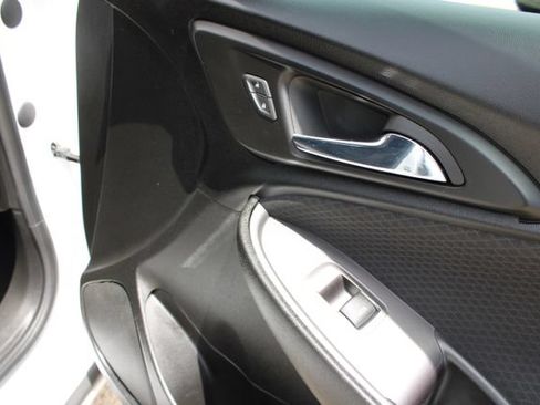 Used 2023 Chevrolet Malibu LT FWD image 38