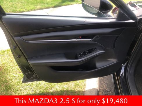 Used 2023 MAZDA MAZDA3 s image 5