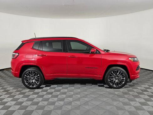 Used 2023 Jeep Compass Limited image 2