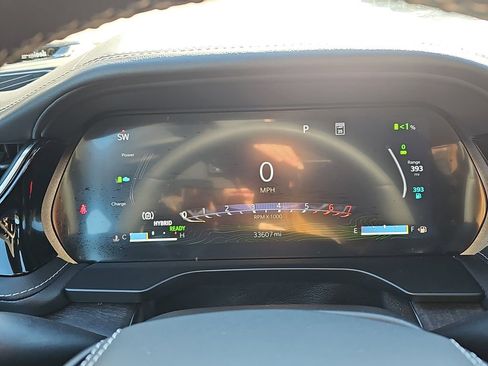 Used 2023 Jeep Grand Cherokee Overland w/ Luxury Tech Group IV image 24