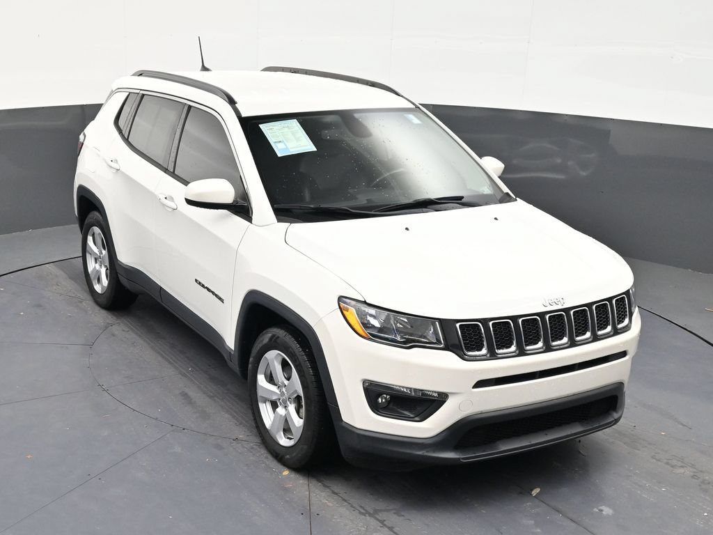 Used 2020 Jeep Compass Latitude w/ Popular Equipment Group FWD image 18