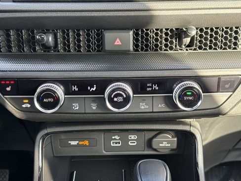 Used 2025 Honda CR-V Sport-L image 6