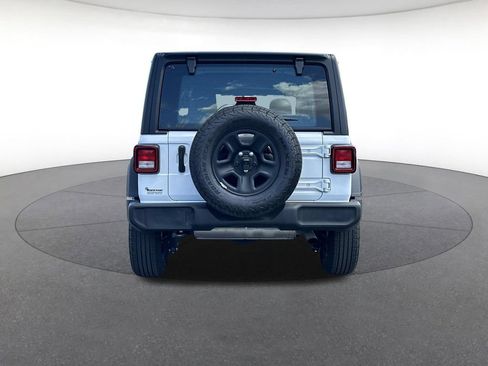 Used 2025 Jeep Wrangler Sport AWD/4WD image 4