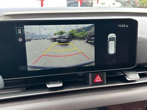 New 2026 Kia Carnival EX FWD image 27