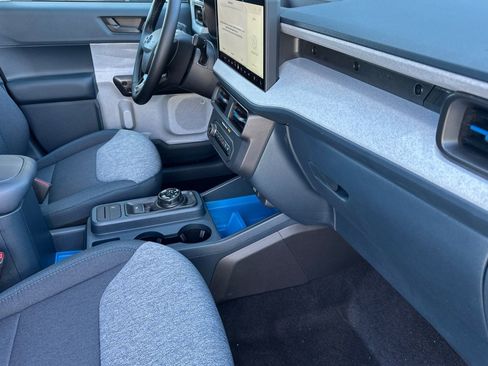 New 2026 Ford Maverick XLT image 23