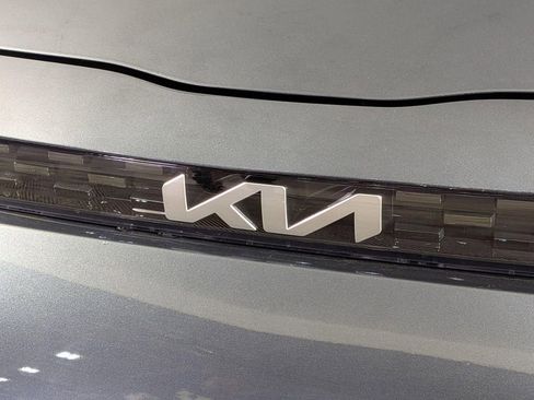 Used 2023 Kia Soul LX w/ Option Group 015 FWD image 9
