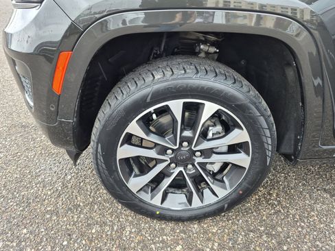 Used 2022 Jeep Grand Cherokee L Overland w/ Luxury Tech Group IV image 26