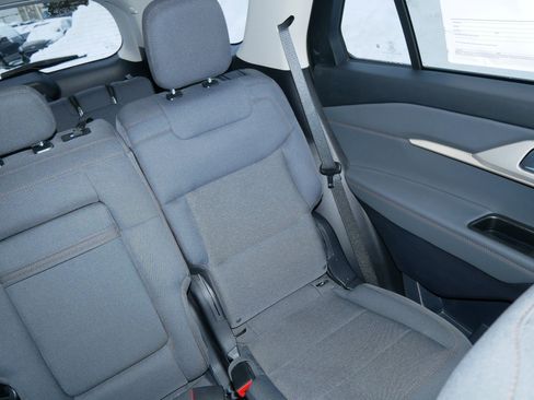 Used 2025 Ford Explorer Active image 14