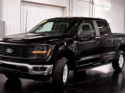 New 2025 Ford F150 XL w/ Equipment Group 103A High image 3