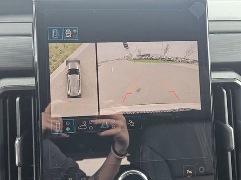 New 2026 GMC Acadia AT4 w/ Luxury Package AWD/4WD image 14