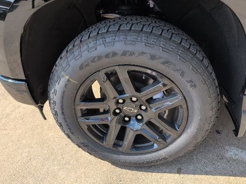 New 2026 Chevrolet Silverado 1500 High Country w/ Midnight Edition image 3