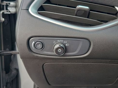 Used 2025 Chevrolet Malibu LT image 25