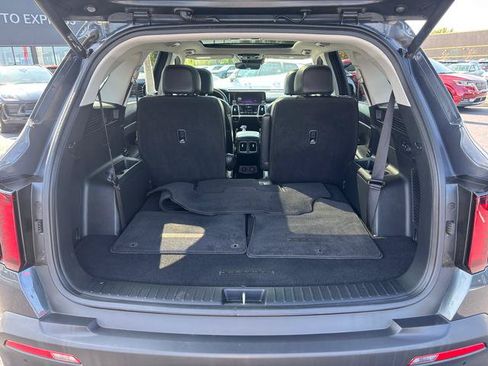 Certified 2023 Kia Sorento X-Line EX AWD/4WD image 6