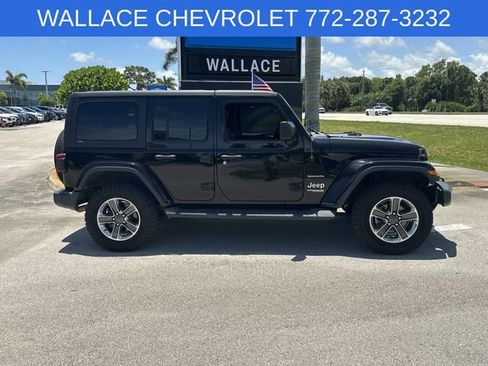 Used 2020 Jeep Wrangler Unlimited Sahara AWD/4WD image 5
