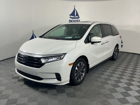 Certified 2023 Honda Odyssey EX-L image 3