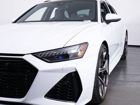 Used 2025 Audi RS 6 performance AWD/4WD image 17