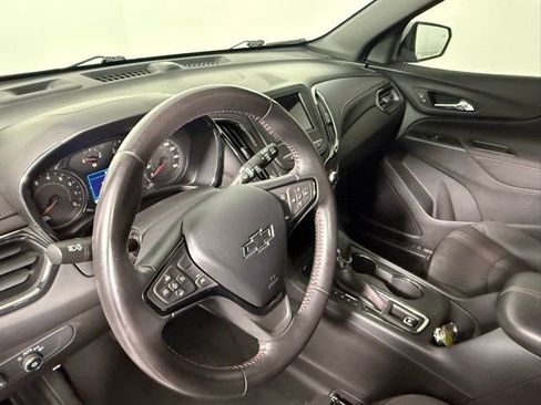 Used 2022 Chevrolet Equinox RS image 18