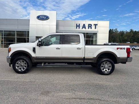 Used 2017 Ford F250 King Ranch w/ King Ranch Ultimate Package AWD/4WD image 6