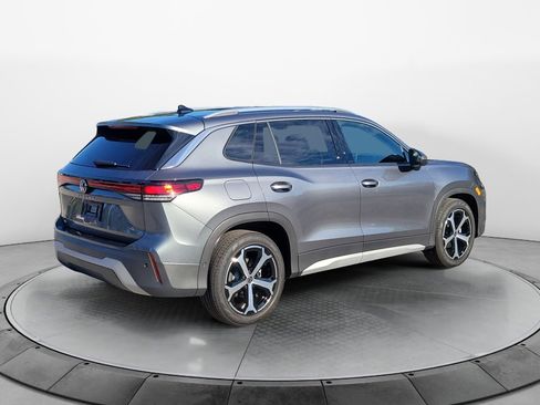 New 2026 Volkswagen Tiguan SE FWD image 7