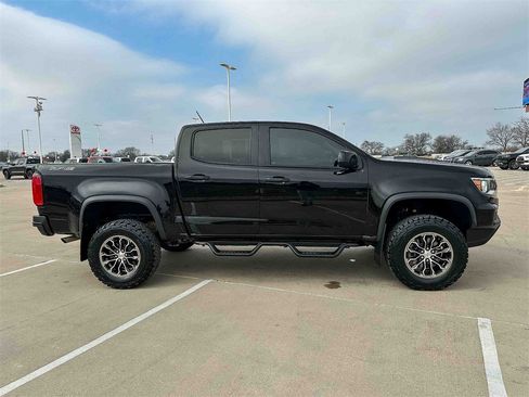 Used 2022 Chevrolet Colorado ZR2 image 2