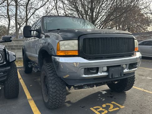 Used 2001 Ford F250 Platinum image 5