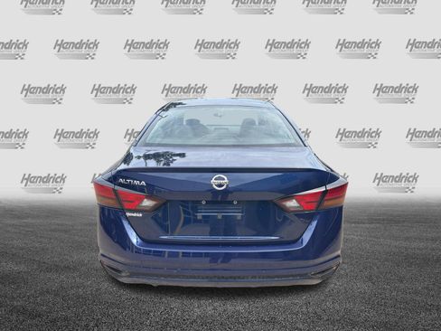 Used 2022 Nissan Altima 2.5 S w/ Driver Assist Package FWD image 9