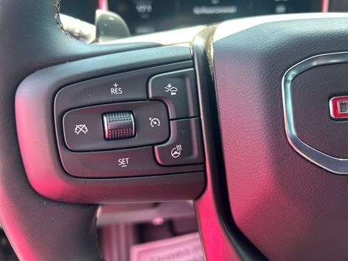 Used 2024 GMC Sierra 1500 AT4 w/ Technology Package AWD/4WD image 19