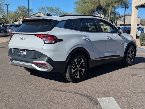Certified 2025 Kia Sportage EX w/ Premium Package image 3