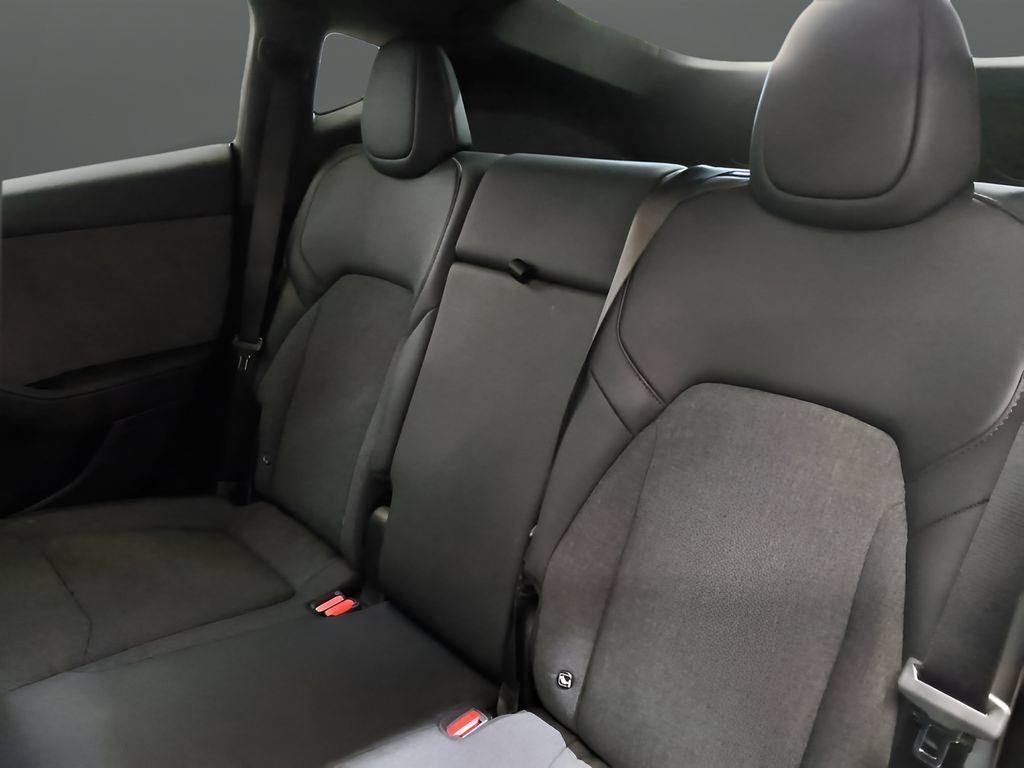 Used 2026 Tesla Model Y 2WD image 16