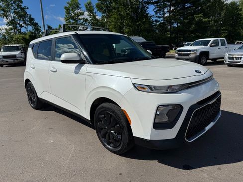 Used 2021 Kia Soul LX FWD image 7