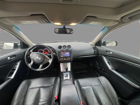 Used 2011 Nissan Altima 3.5 SR w/ 3.5SR Premium Pkg image 22