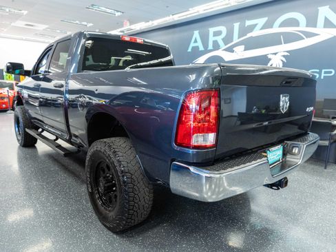 Used 2014 RAM 2500 Tradesman w/ Chrome Appearance Group AWD/4WD image 7