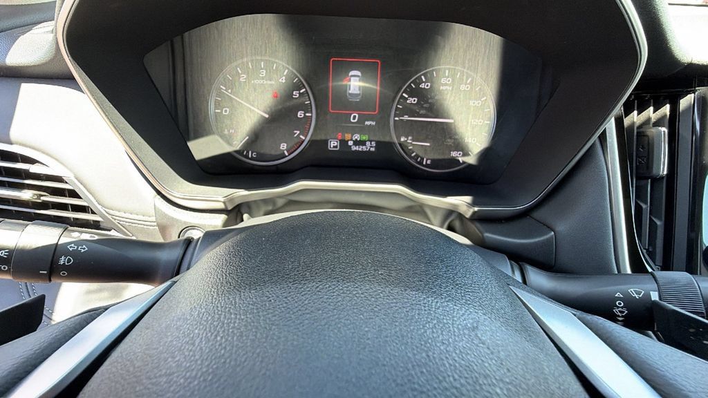Used 2024 Subaru Outback Limited AWD/4WD image 21