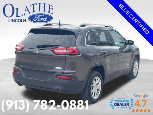 Used 2017 Jeep Cherokee Latitude FWD image 6
