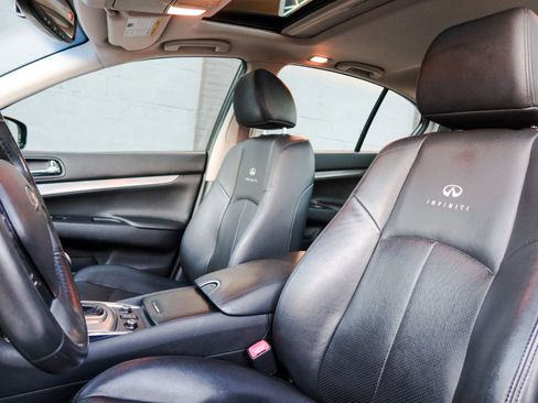 Used 2013 INFINITI G37 x Sedan w/ Premium Pkg image 11