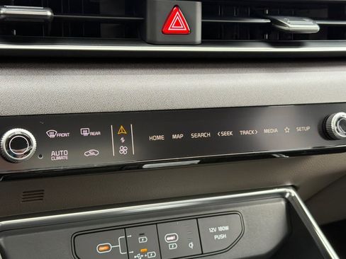 New 2026 Kia Carnival SX image 19