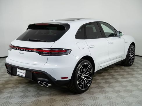 New 2026 Porsche Macan image 29