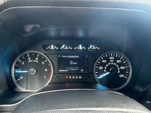 Used 2019 Ford F150 XLT w/ Trailer Tow Package image 17