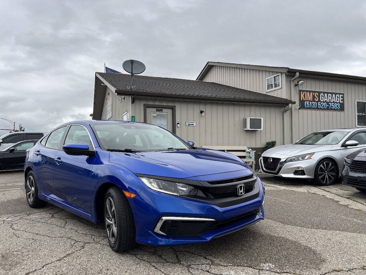Used 2019 Honda Civic LX image 2