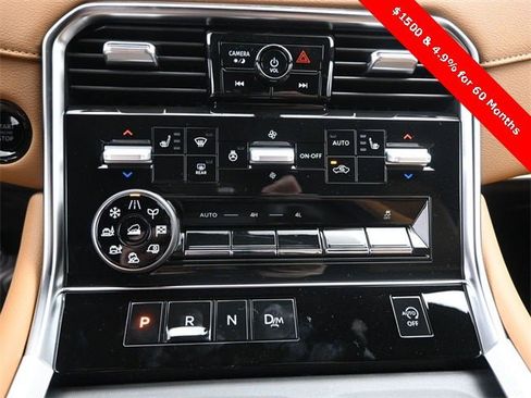 New 2025 Nissan Armada SL w/ Captain's Chari Seat Package image 12