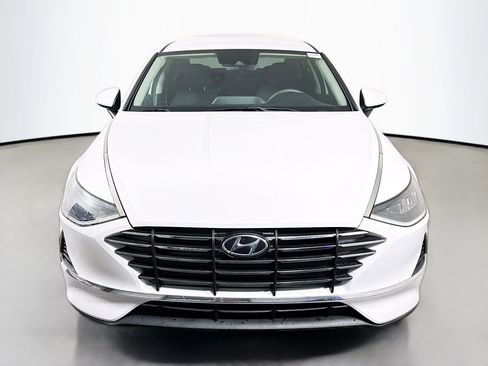 Used 2020 Hyundai Sonata SE image 2