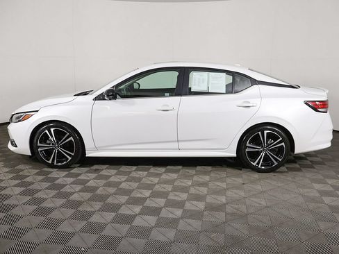 Used 2023 Nissan Sentra SR w/ SR Premium Package FWD image 18