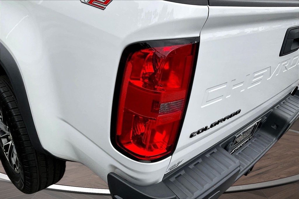 Used 2022 Chevrolet Colorado ZR2 AWD/4WD image 27