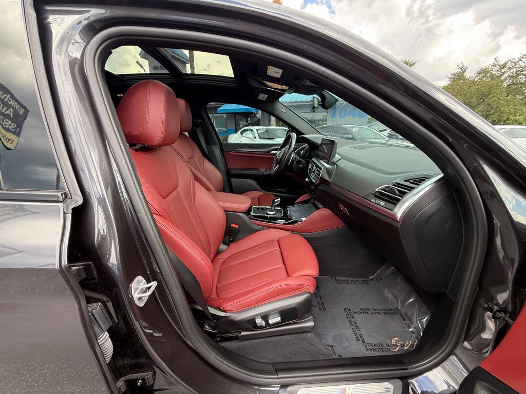 Used 2022 BMW X4 xDrive30i w/ M Sport Package 2 AWD/4WD image 34